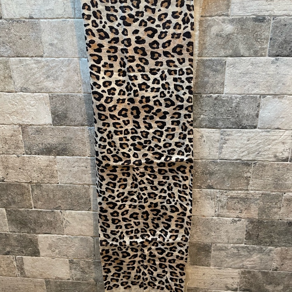 ❤️ GAP BLACK LEOPARD PRINT FRINGE SCARF NEW